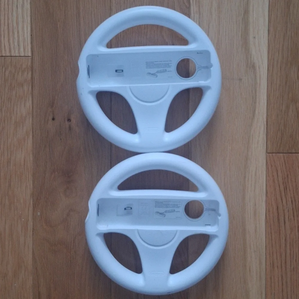 Nintendo Wii Wheel RVL-024 Mario Kart Racing Accessory Set of 2 White